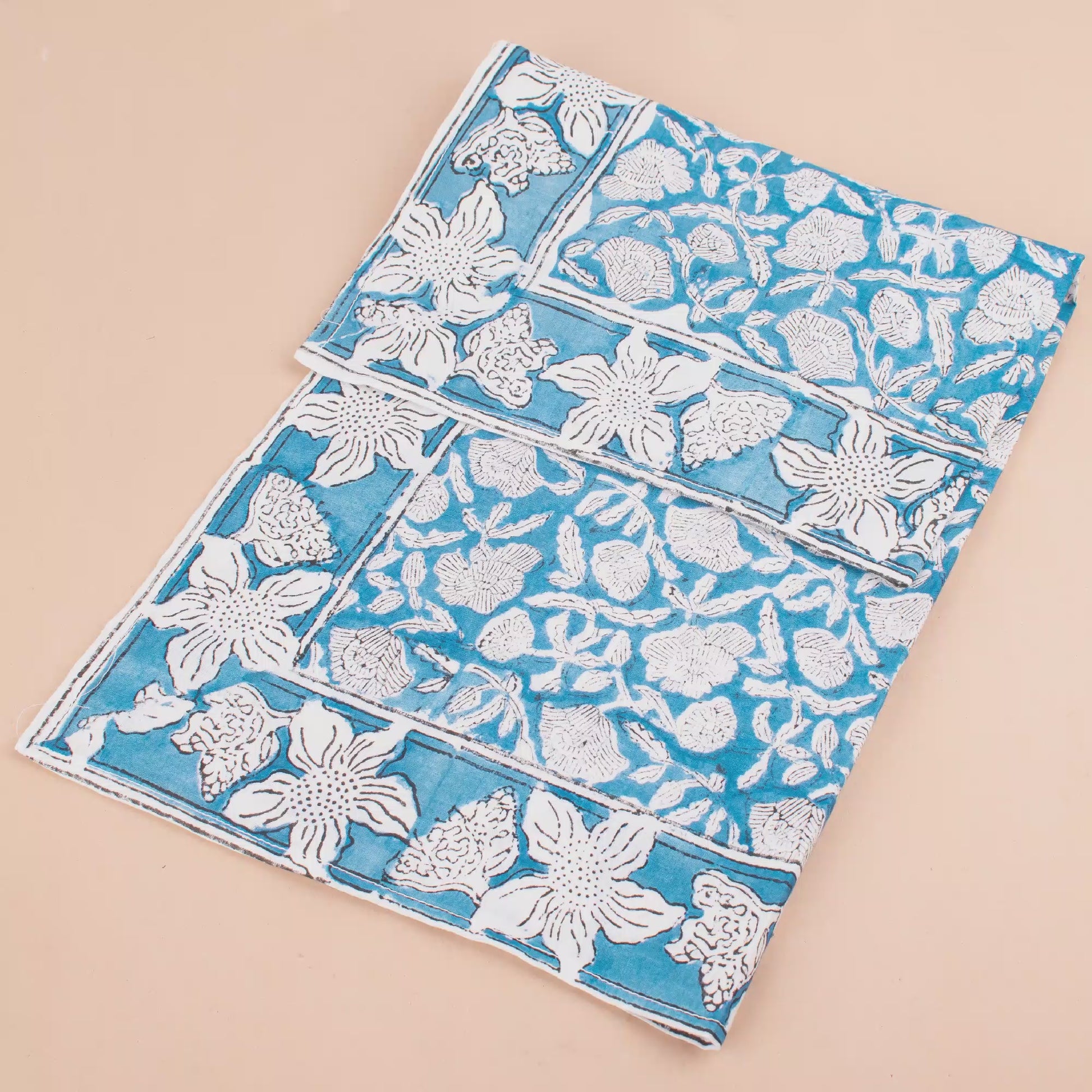 Stylish Cotton Bandana for Men & Women, Soft Breathable Fabric Head Wrap, Boho Paisley Print, Reusable Eco-Friendly Square Scarf for Neck, Hair and Face, or Outdoor Use